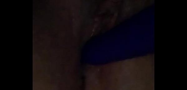  HOT WET LATINA CREAMY PUSSY PLAY